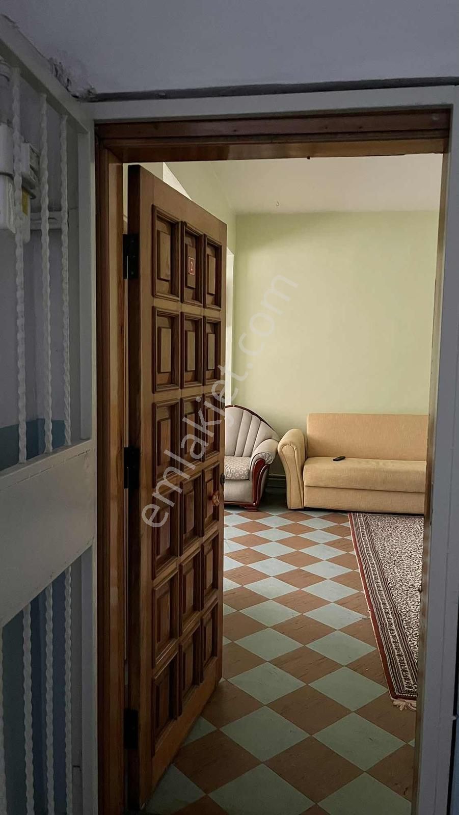 Kartaltepe'de Kiralık 2+1 Kısmi Eşyalı Daire