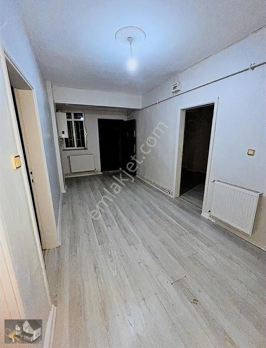Bekara Öğrenciye 3 Kişilik Aileye Uygun 2+1 Kiralık Giriş Kat