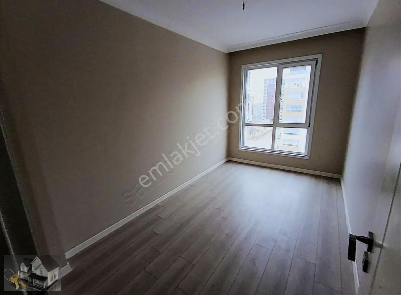 Ege Mahallesinde Mükemmel Konumda Yeni Binada Satılık 4 +1 - Görsel 4