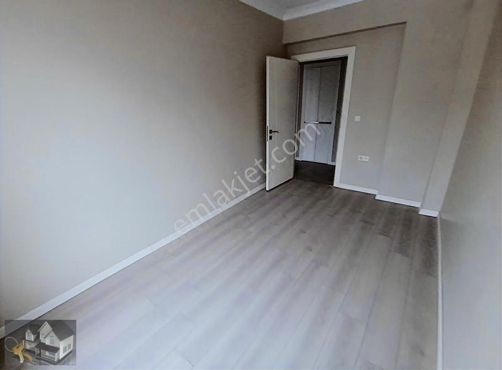 Ege Mahallesinde Mükemmel Konumda Yeni Binada Satılık 4 +1 - Görsel 11