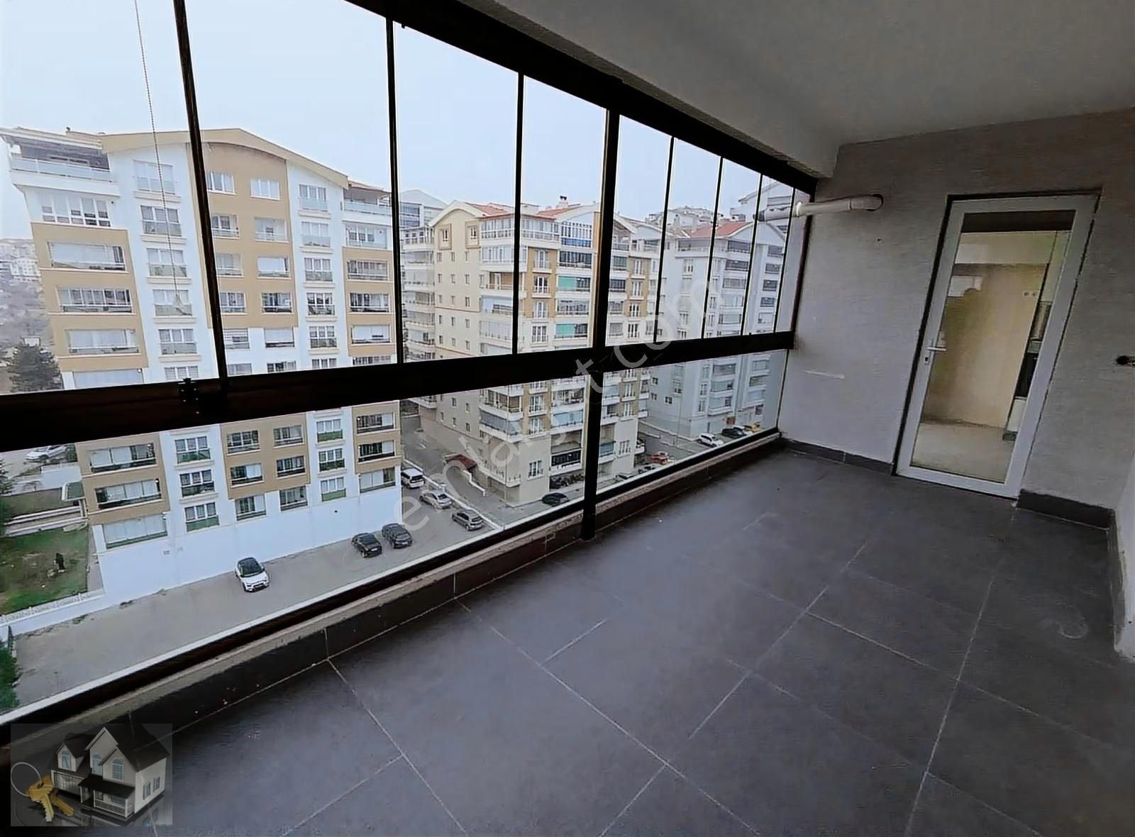 Ege Mahallesinde Mükemmel Konumda Yeni Binada Satılık 4 +1 - Görsel 16