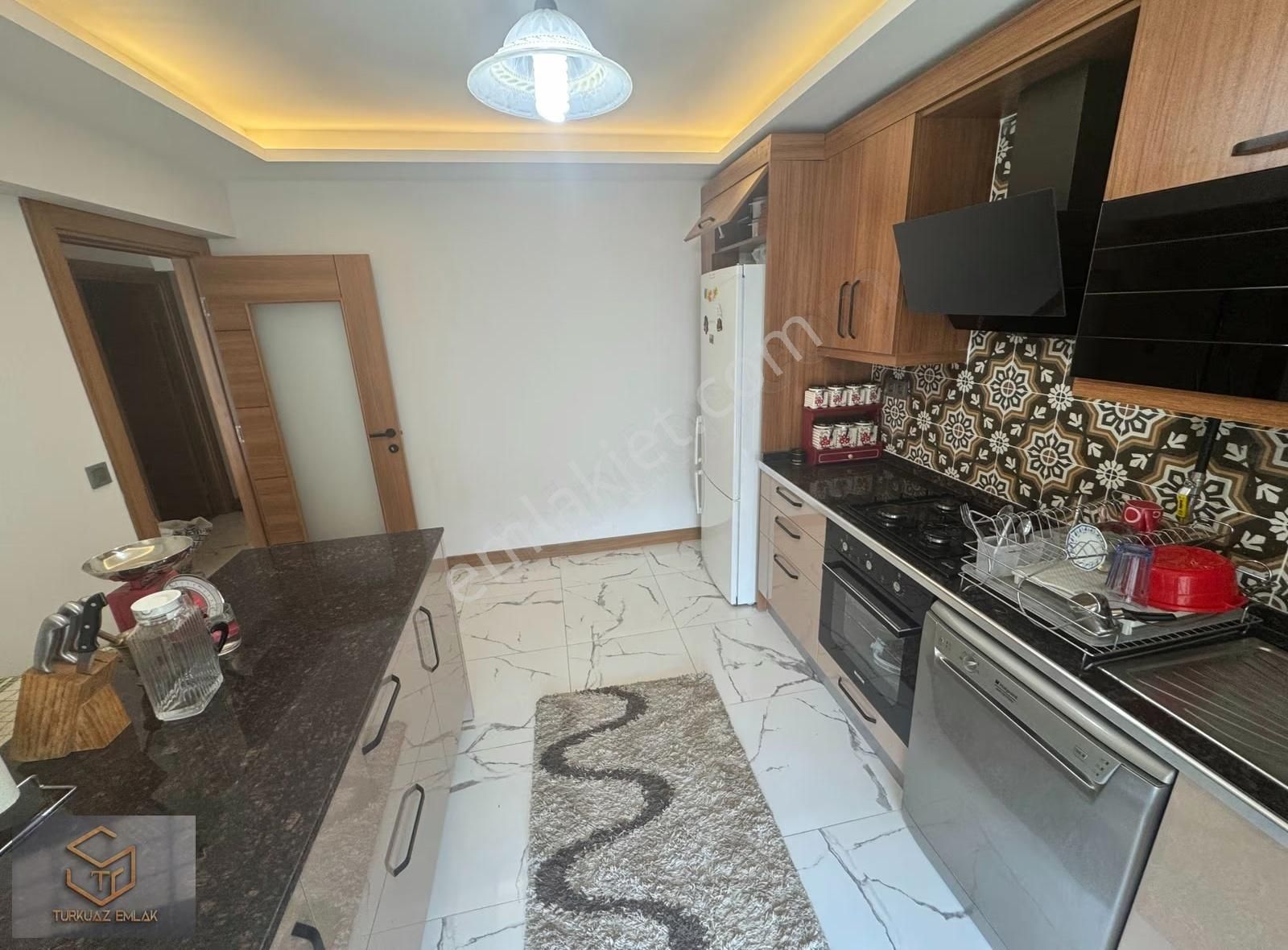Menemen Zeytinlik Mah. Satılık 3+1 135 M² Arakat Daire - Görsel 7