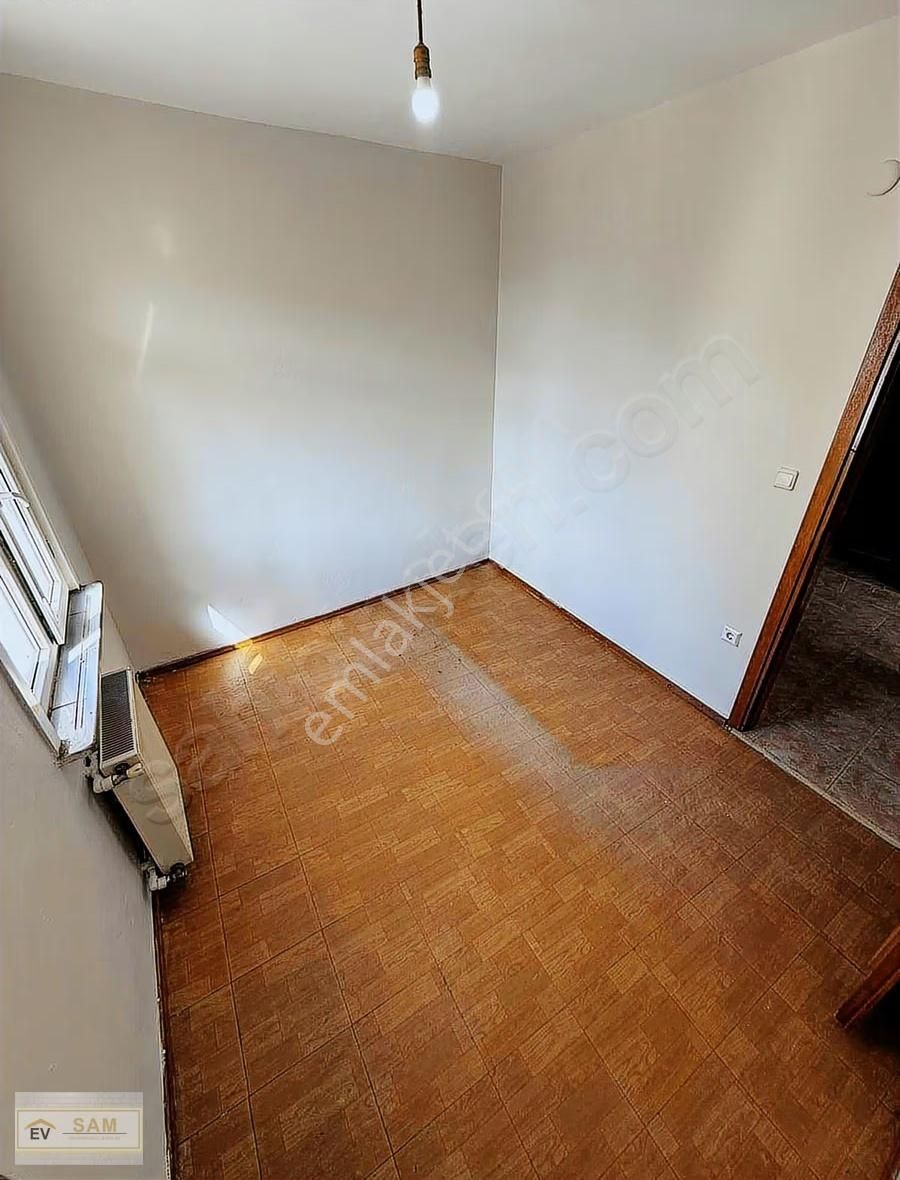 Metroya Yürüme Mesafesi Kiralık Geniş Daire - Görsel 2