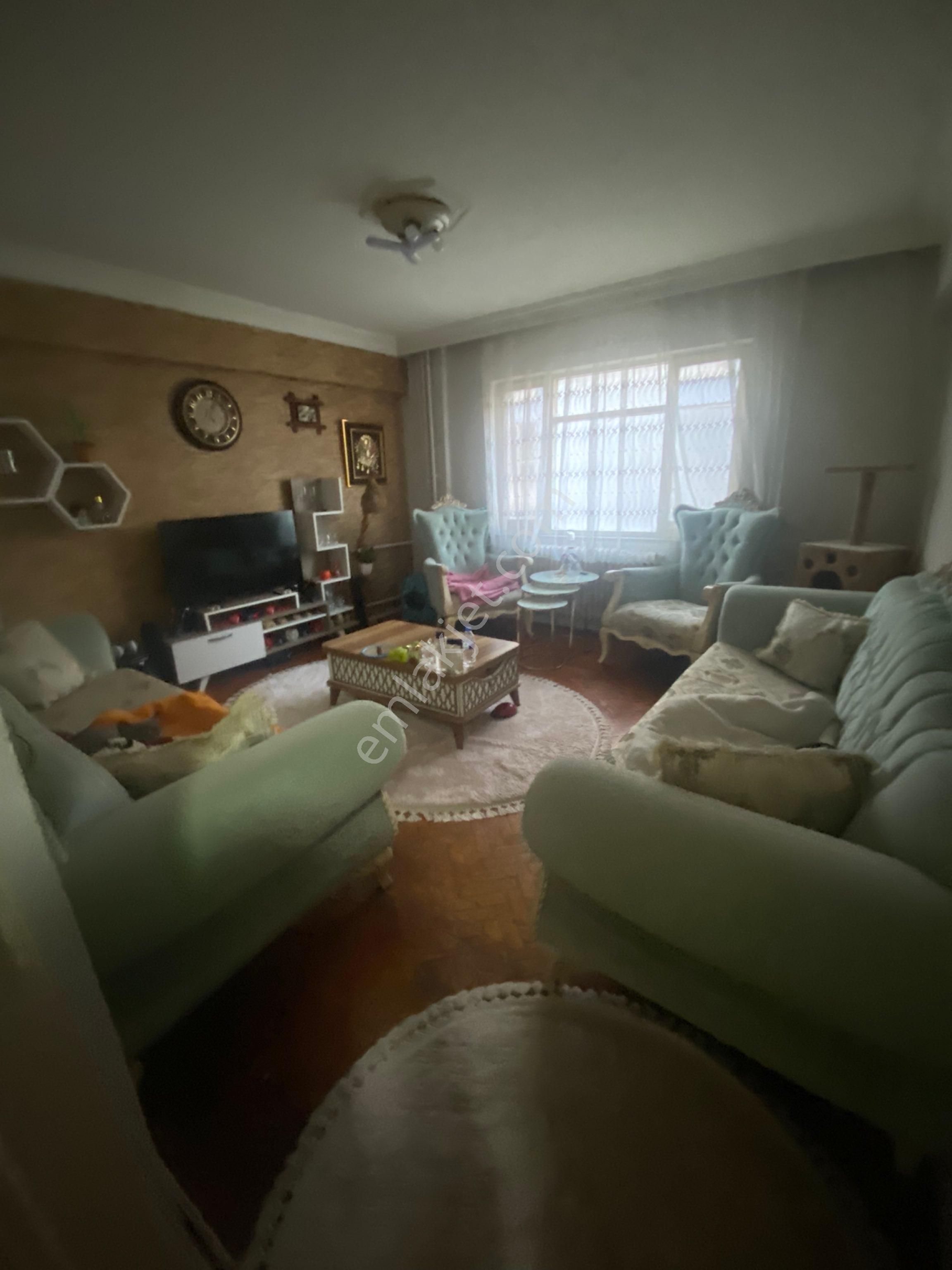 Cihangir Emlaktan Bursalı Tahir Cd. Üstü Kelepir 3+1 Satılık Daire - Görsel 2