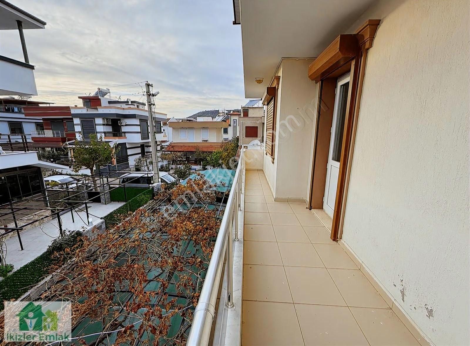 Seferihisar Doğanbey'de Satılık 5+1 Geniş Bahçeli Dublex Villa - Görsel 10