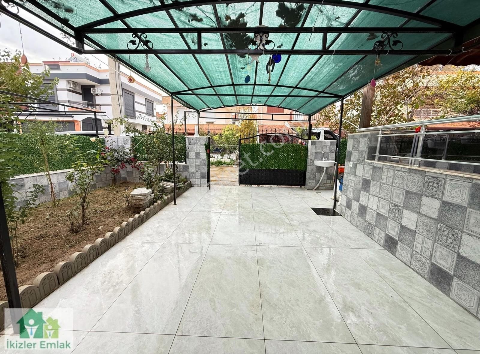 Seferihisar Doğanbey'de Satılık 5+1 Geniş Bahçeli Dublex Villa - Görsel 14