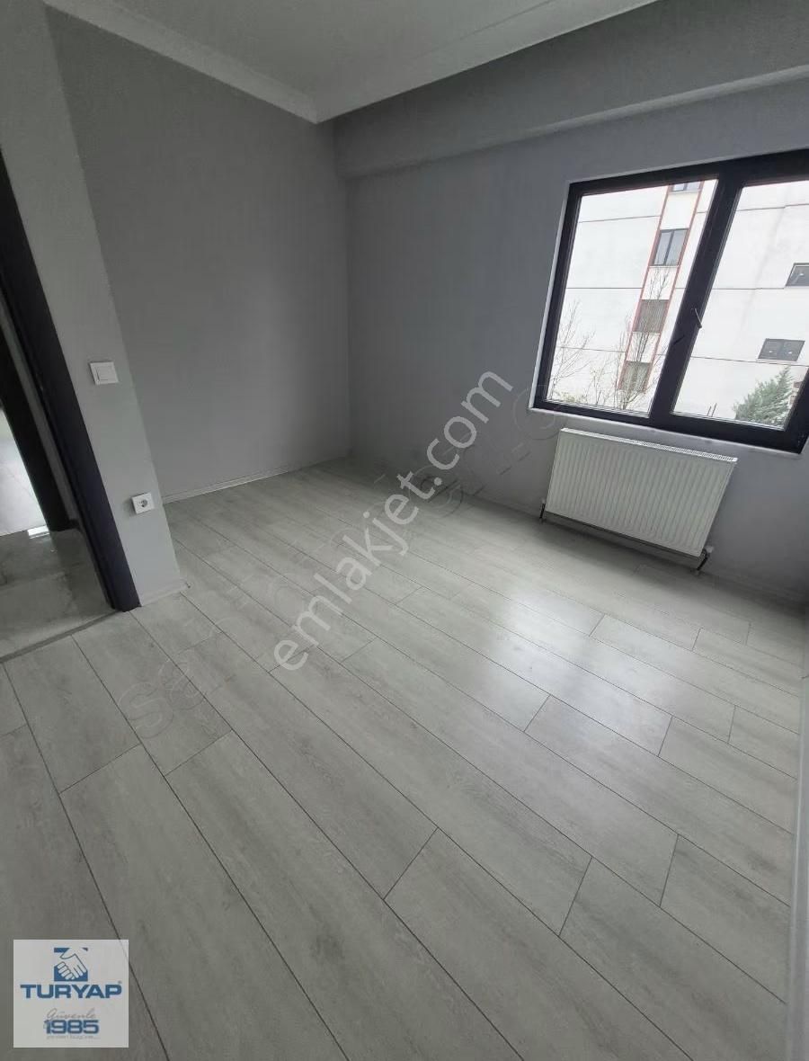 Mehmet Akif Ersoy Mah.de Geniş Kiralık Daire - Görsel 3