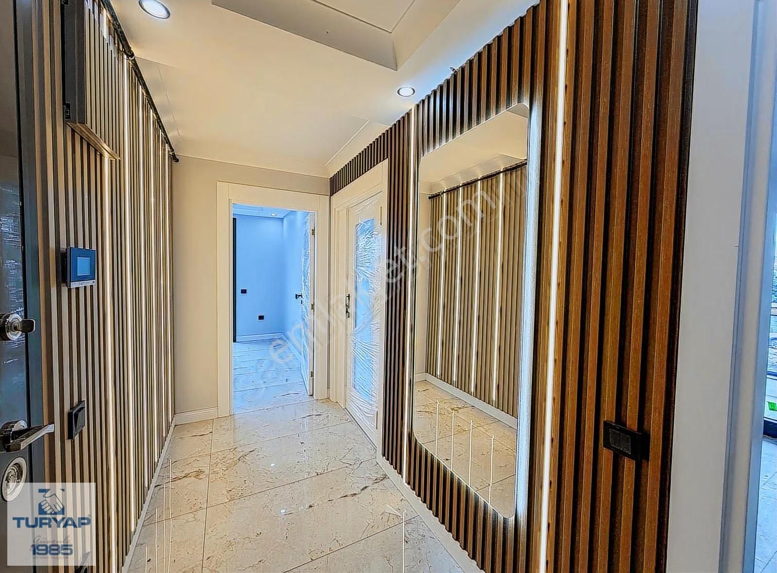 Yalova Merkez'de Akyol Premium Loft'a Komşu 3+1 Satılık Daire