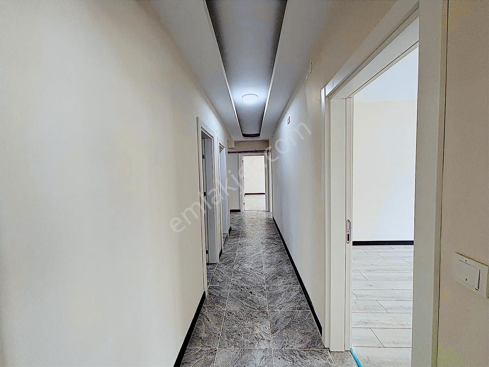 Fa Özbirden Akıllı Ev Sistemi İle Donanımlı Cadde Cephe Lüx 4+1 - Görsel 12
