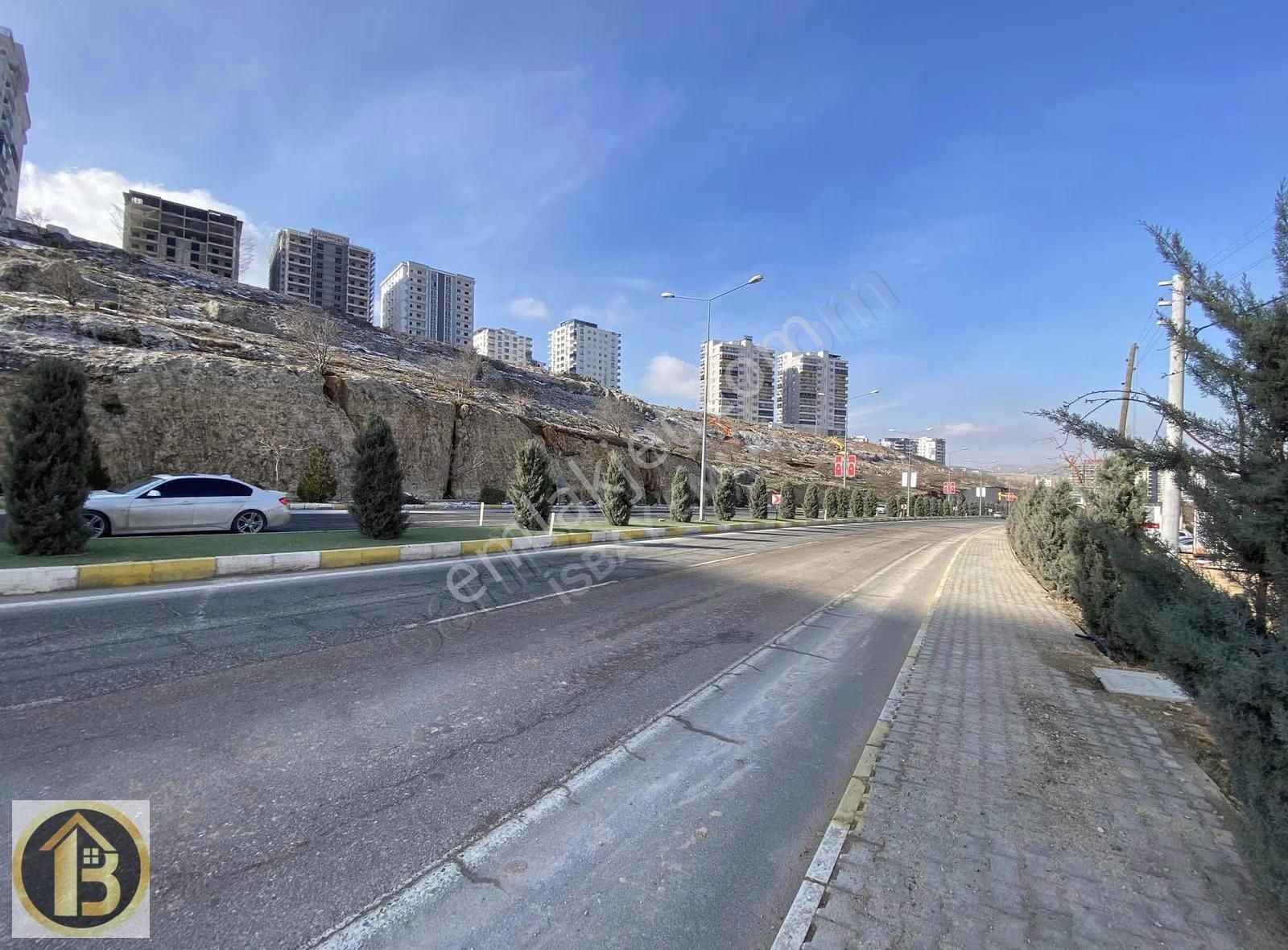 Diyarbakır Yolu Üzeri Ana Caddeye Sıfır 112 Acil Karşı 3+1 Daire - Görsel 10