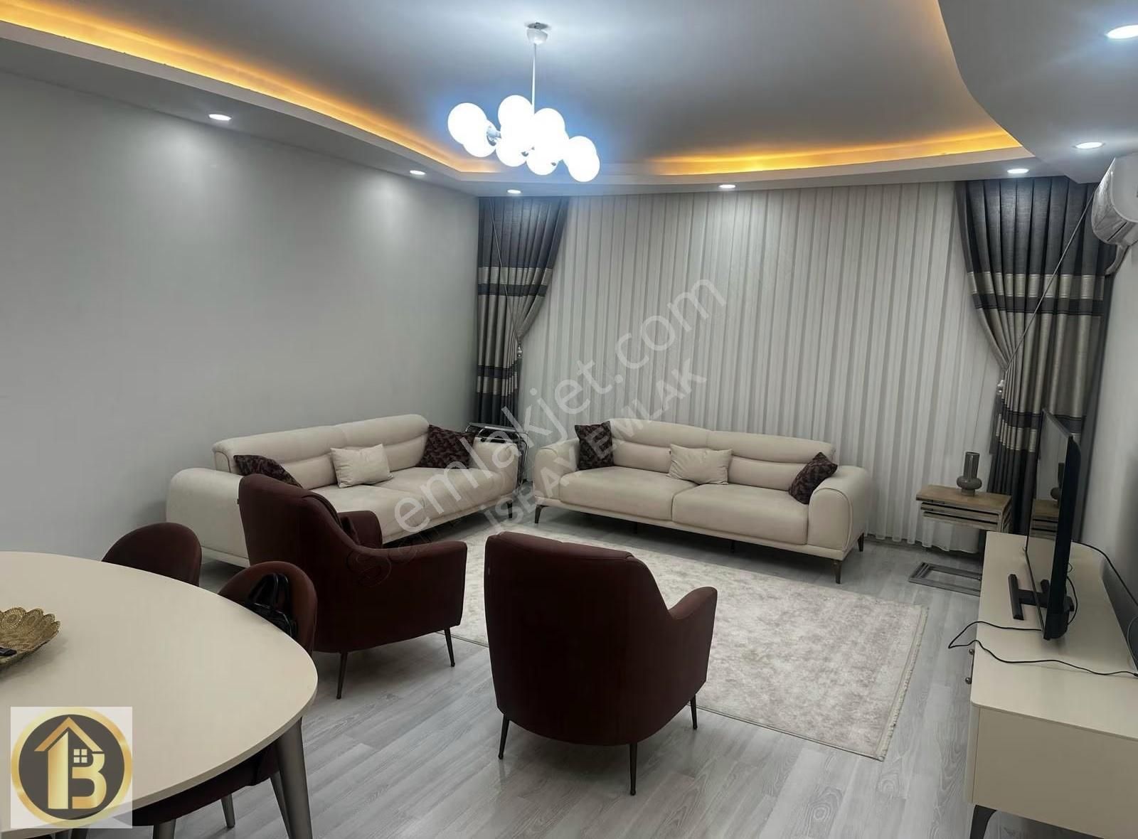 Parkvadi Sitesin De 3.5+1 Satılık Lüks Daire