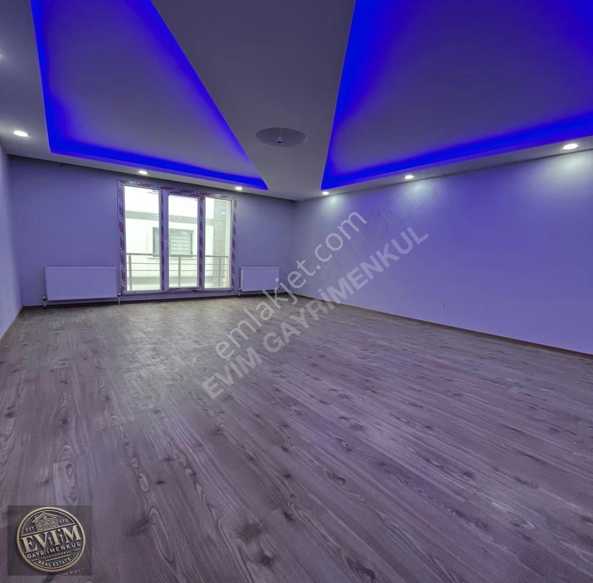 Evim'den Tepe Bölg.ebeveyn Banyolu 140m2 Sıfır 3+1 Satılık Daire