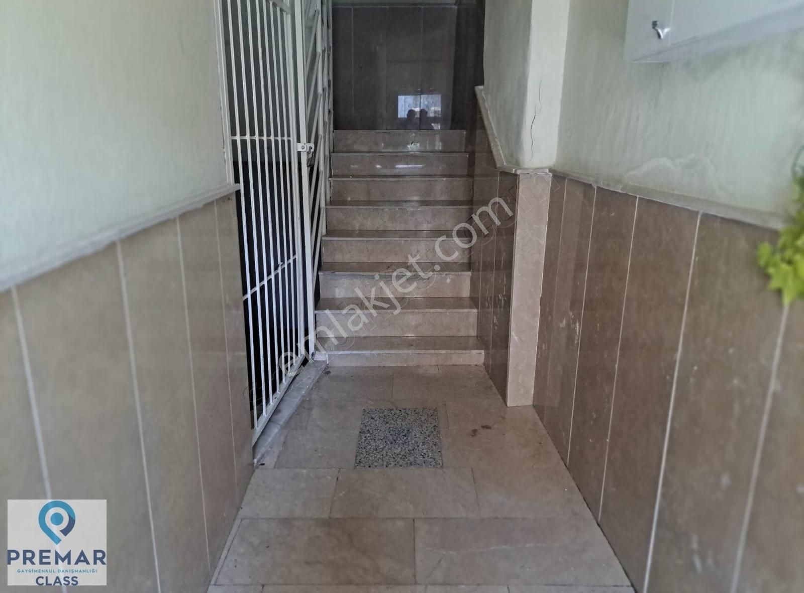 Hasanefendi Mahallesinde Satılık Ara Kat Daire - Görsel 3