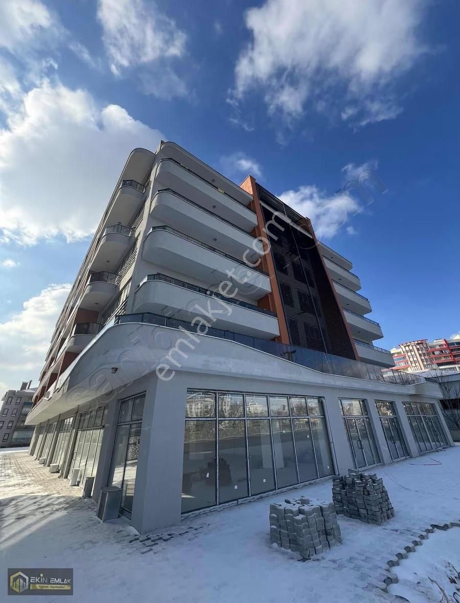 Aslanlı Kışla Caddesi Cepheli Satılık 1+1 Ofis Daire - Görsel 30