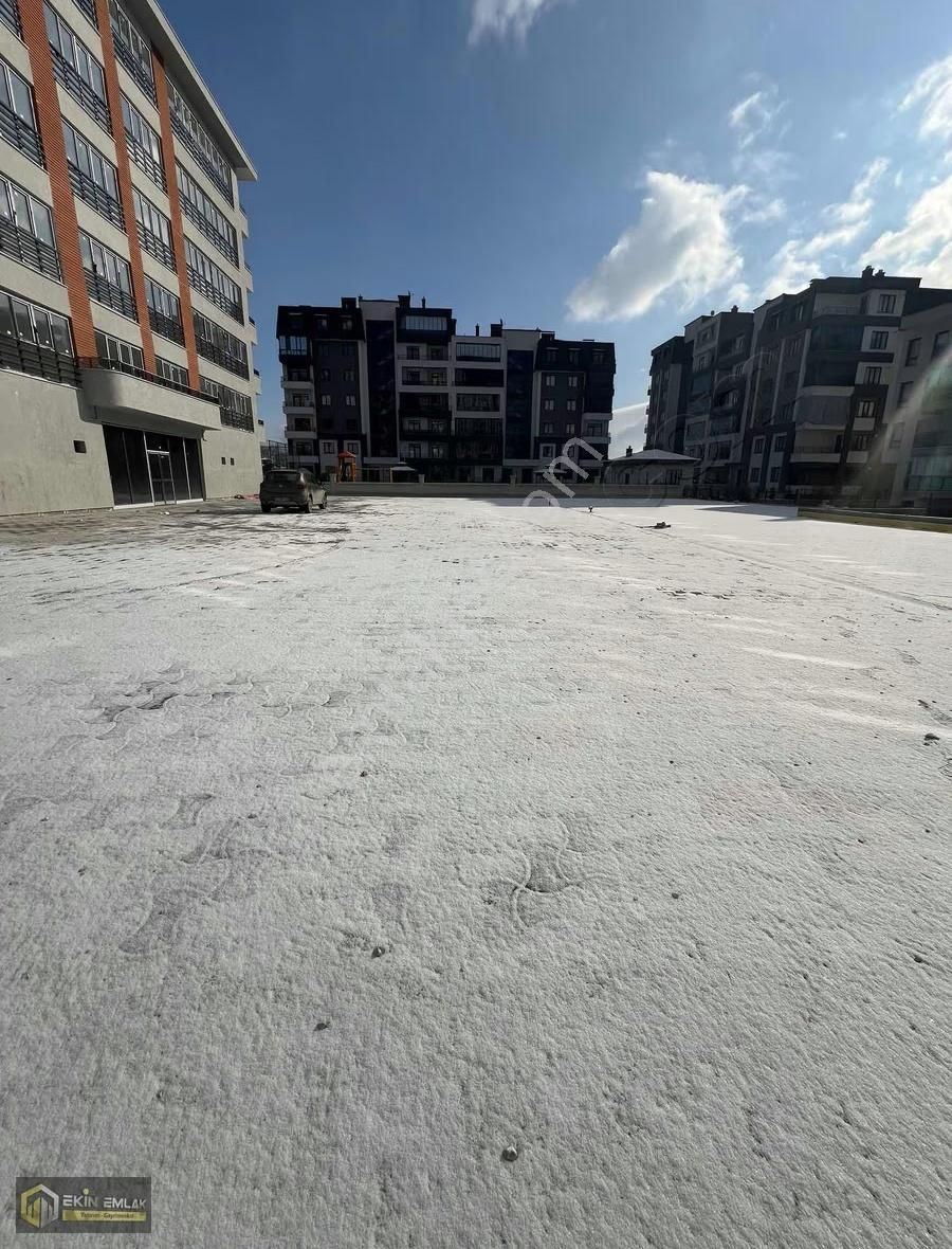 Aslanlı Kışla Caddesi Cepheli Satılık 1+1 Ofis Daire - Görsel 13