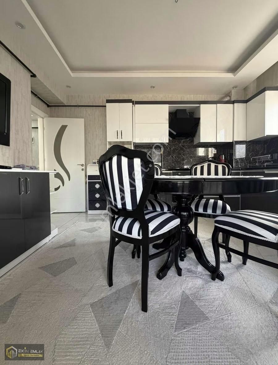 Selçuklu Şeker Mah. Şefikcan Civarı Satılık 3+1 Arakat Daire - Görsel 3