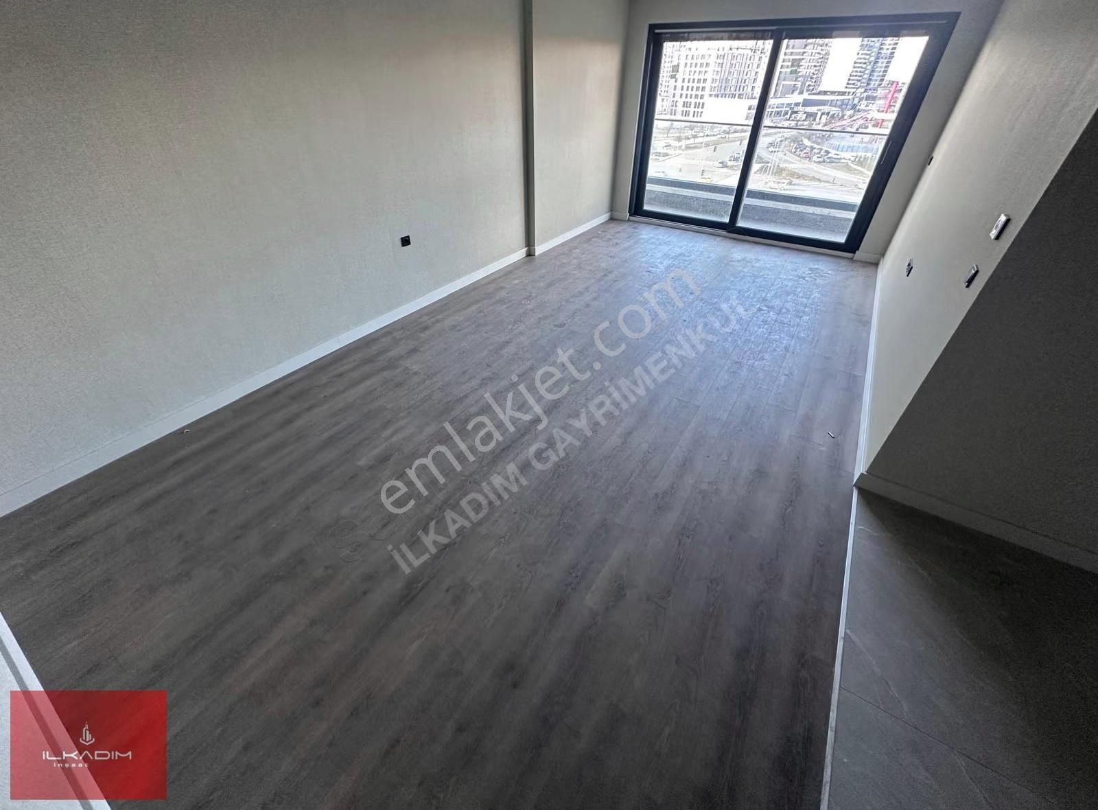 İlkadımdan Ovacıkta Bulvar Cephe Katta 2+1 Kapalı Mutfaklı - Görsel 27