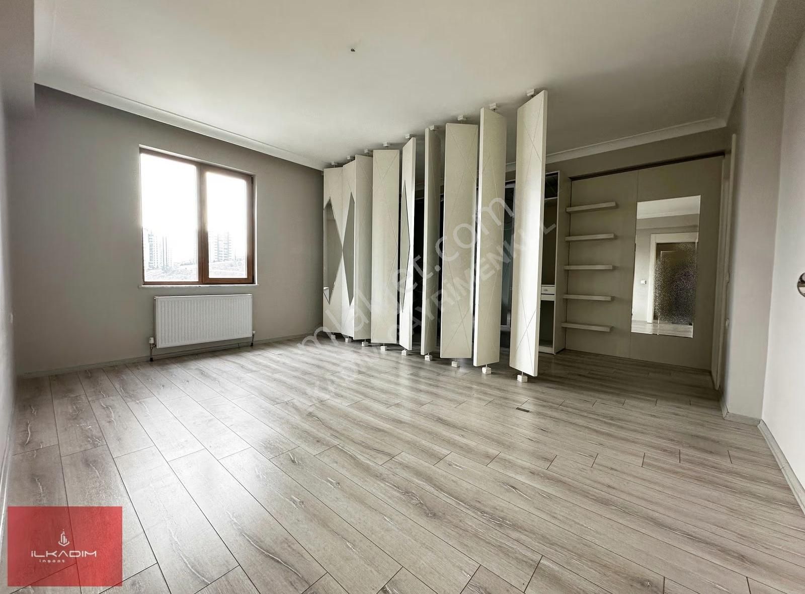 Yükseltepede 40m2lik Mutfağı 210m2 Genişliği İle 4+1 Sitedairesi - Görsel 11