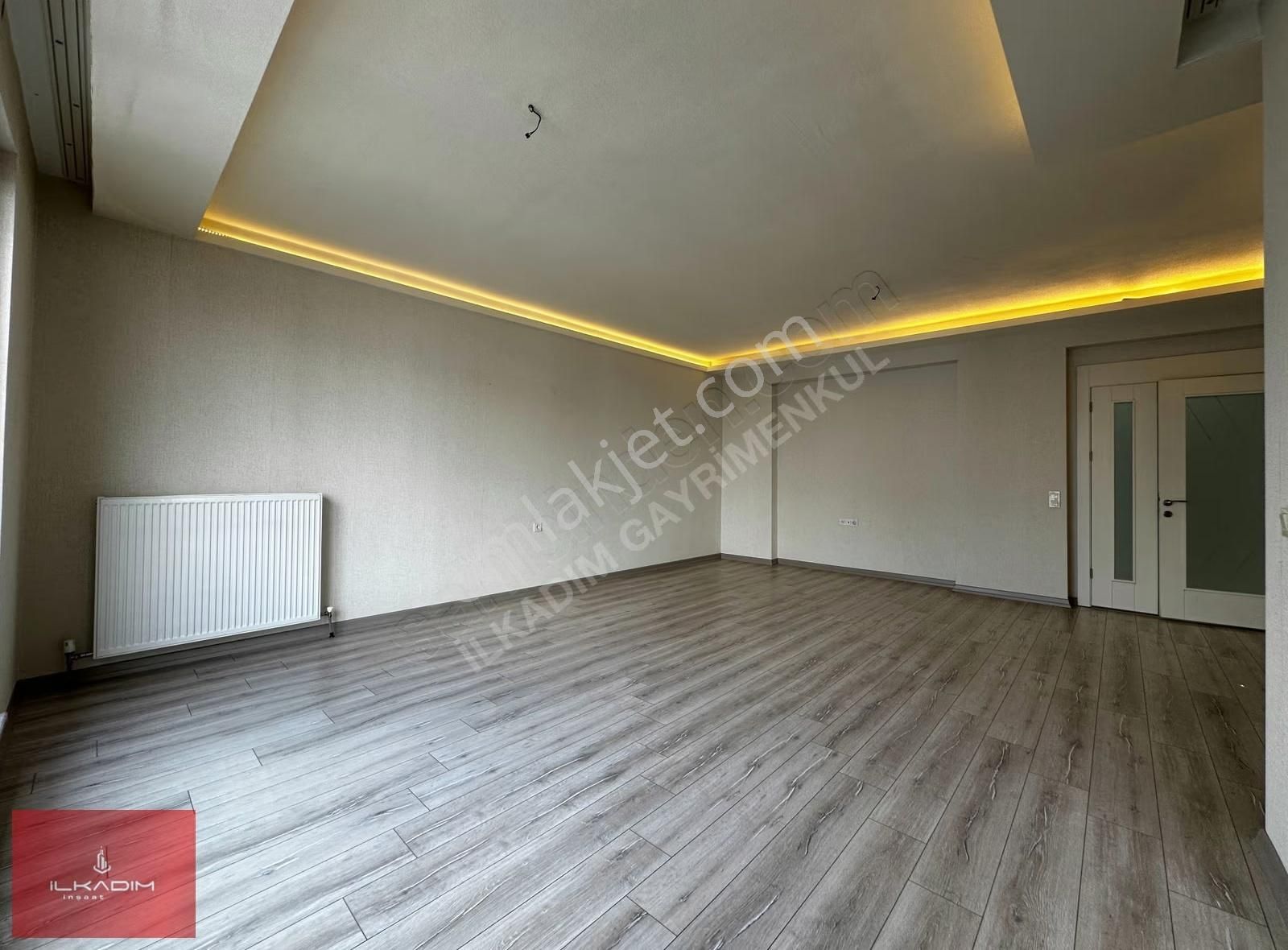 Yükseltepede 40m2lik Mutfağı 210m2 Genişliği İle 4+1 Sitedairesi - Görsel 8