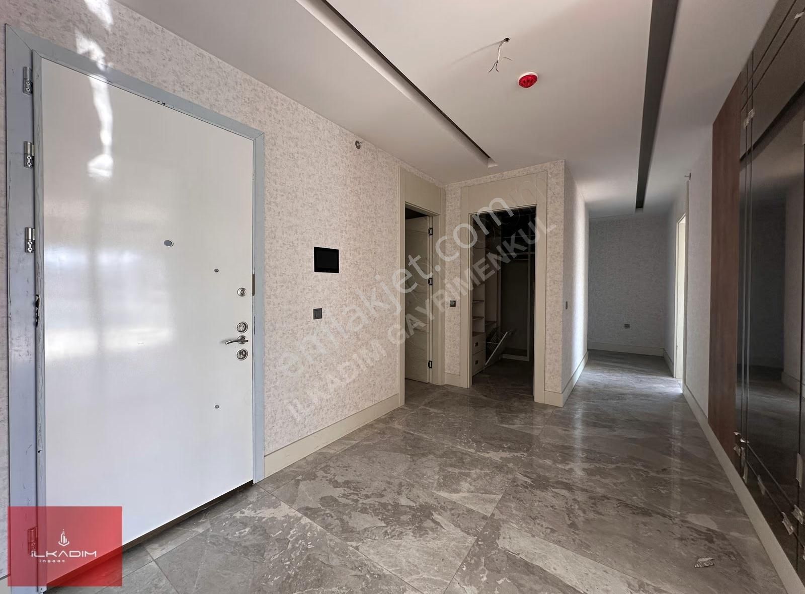 Yükseltepede 45.000 M2lik Alana Sahip Projede Gölet Manzaralı 4+ - Görsel 23