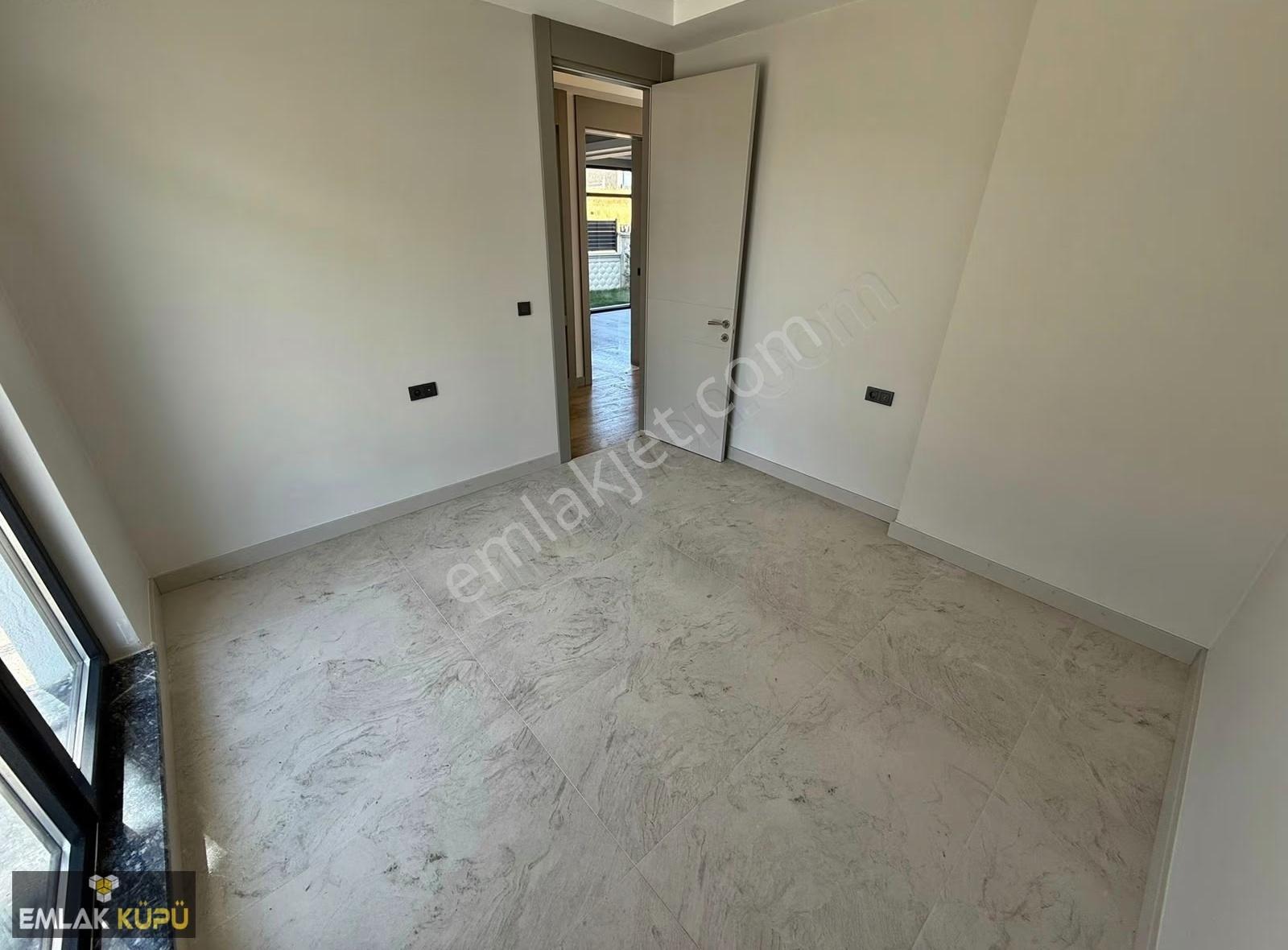 Bağlıca Mah'de Satılık 4+1 Ultra Lüks Yapıda Site İçinde Villa - Görsel 23
