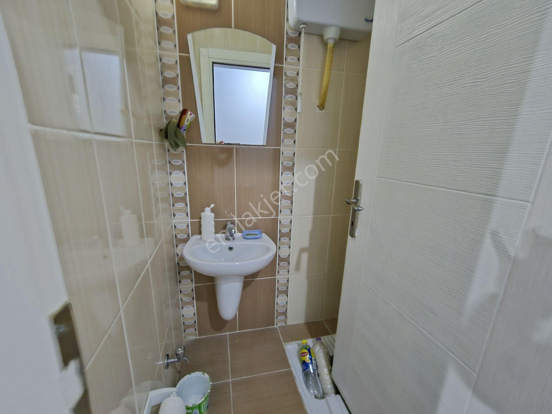 Yeşilyurt Mah.akdeniz Üniversitesi’ne Yakın2+1 · Doğalgazlı · Krediye .yatırıma Ve Oturuma Uygun - Görsel 10