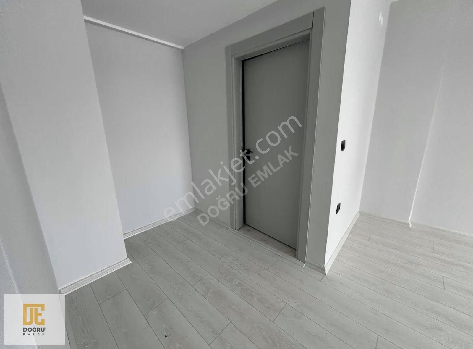 Doğru Emlak - Hobi Bahçeli Park Cepheli 4+1 Satılık Daire ! - Görsel 2