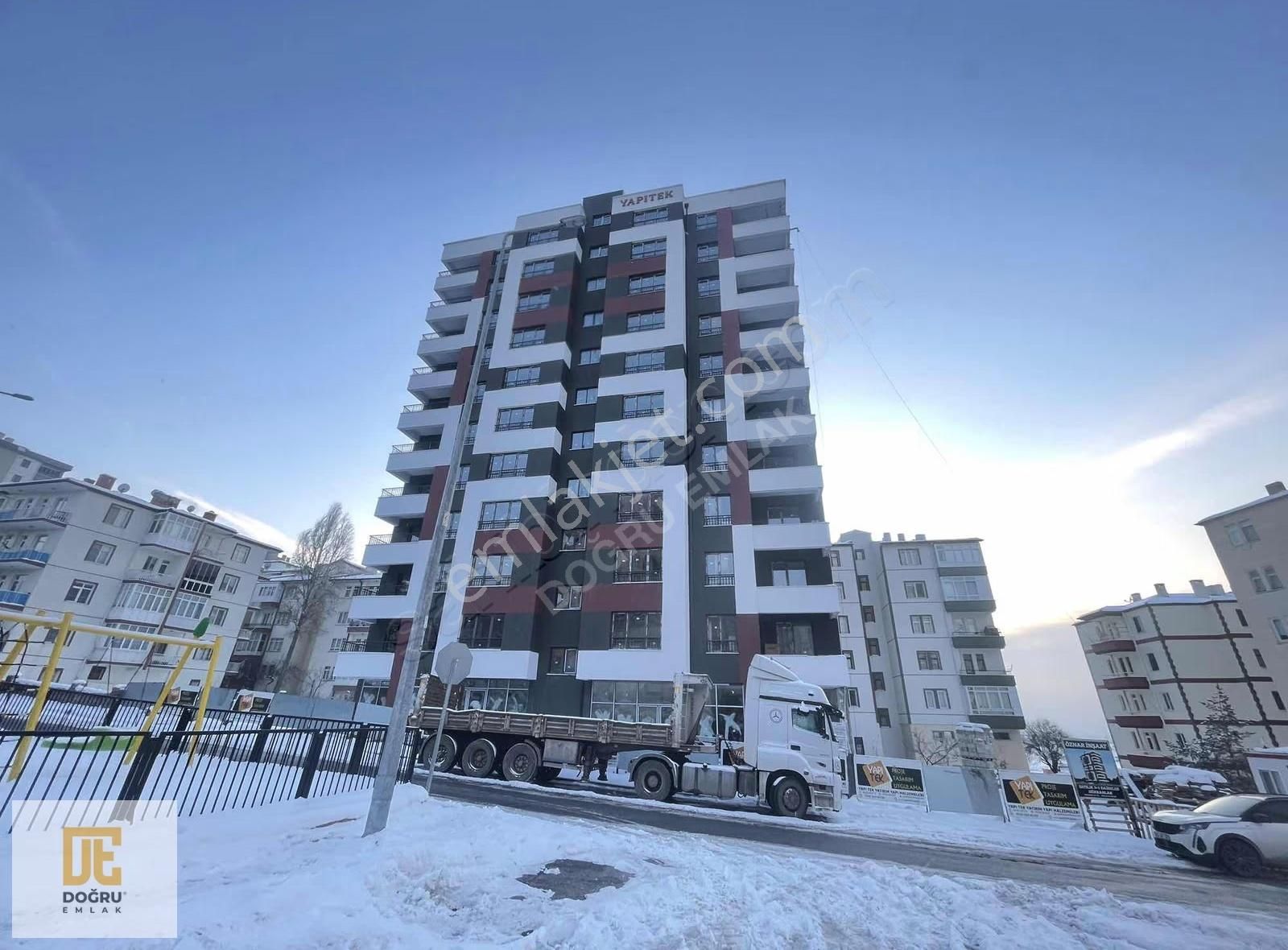 Doğru Emlak - Tavlusun'da Ana Bulvara Komşu Süper Lüks Daire