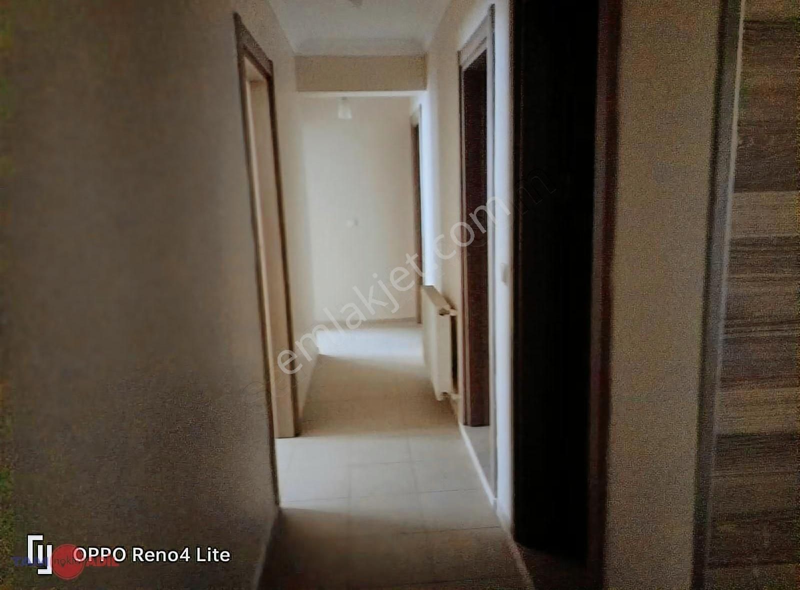 Bergama Şehir Merkezinde Kiralık 3+1 Zemin Kat Daire - Görsel 13