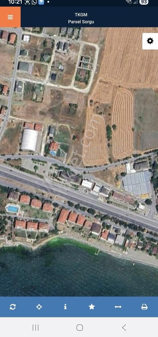 Büyükçekmece^de D100 Karayoluna 70 Metre Cepheli Kelepir Arsa - Görsel 2
