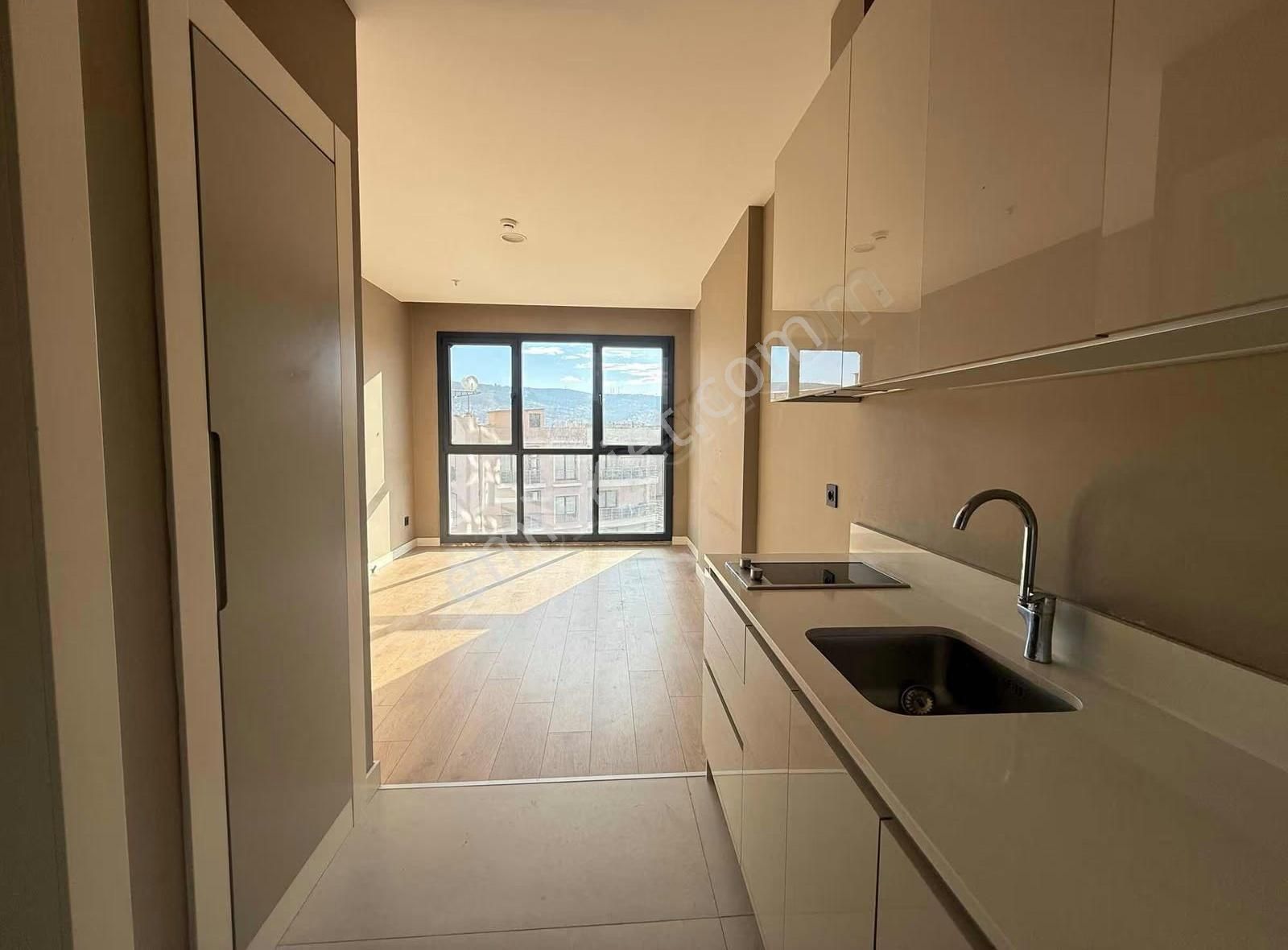 Yaşar Üni Yakını 1+1 Eşyasız Kiralık Daire - Görsel 7