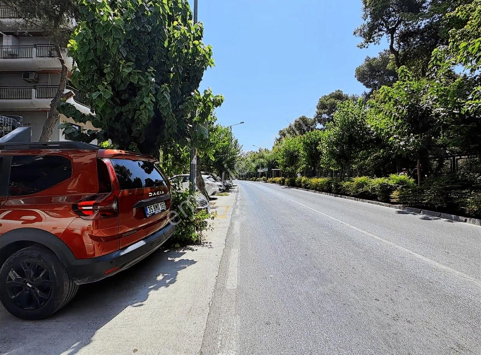 Alsancak Gül Sokak Yakını Dubleks 4+1 Teraslı Kiralık Ofis - Görsel 35
