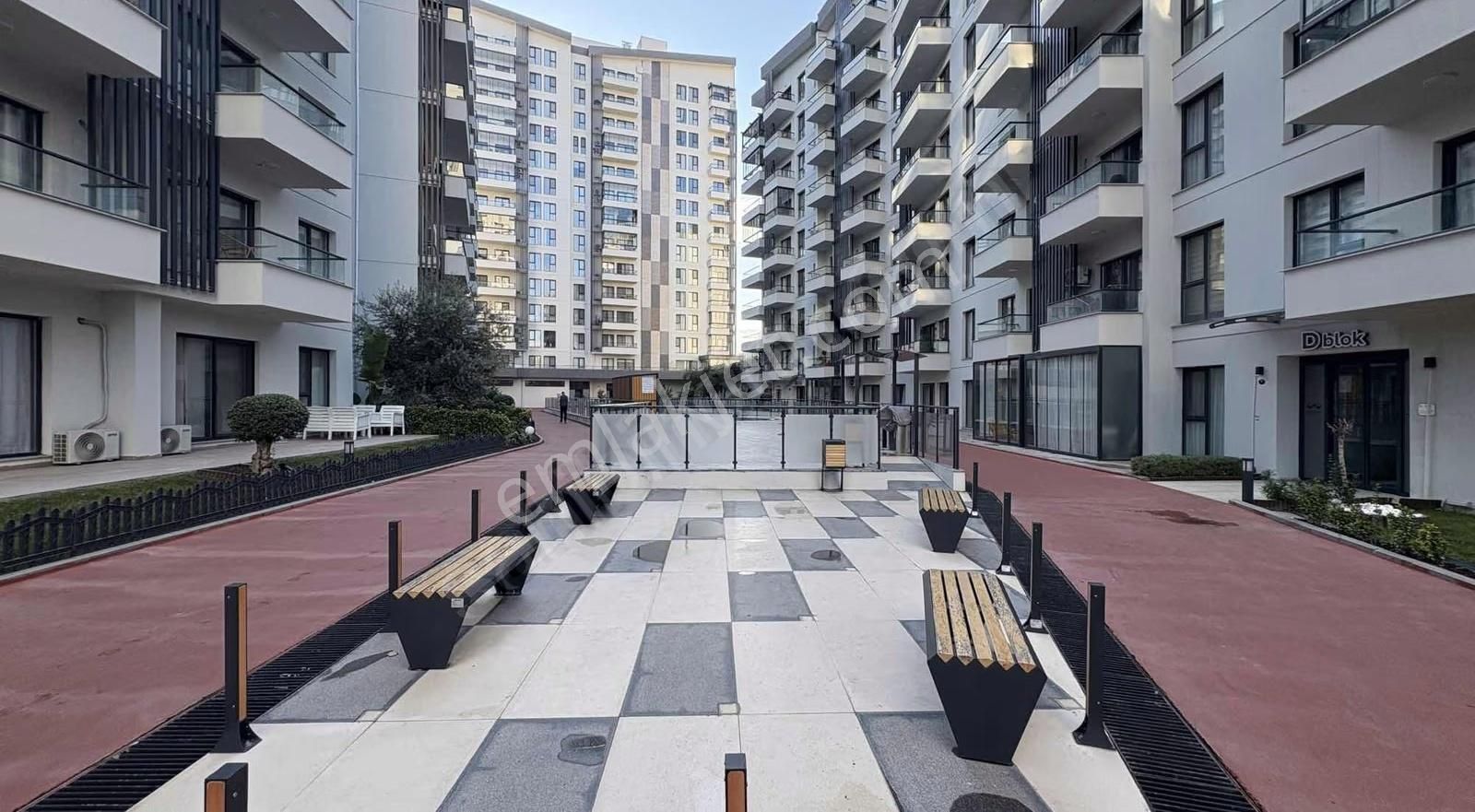 Park Yaşam Bornovada Sıfır, Eşyasız, Ebeveyn Banyolu 2+1