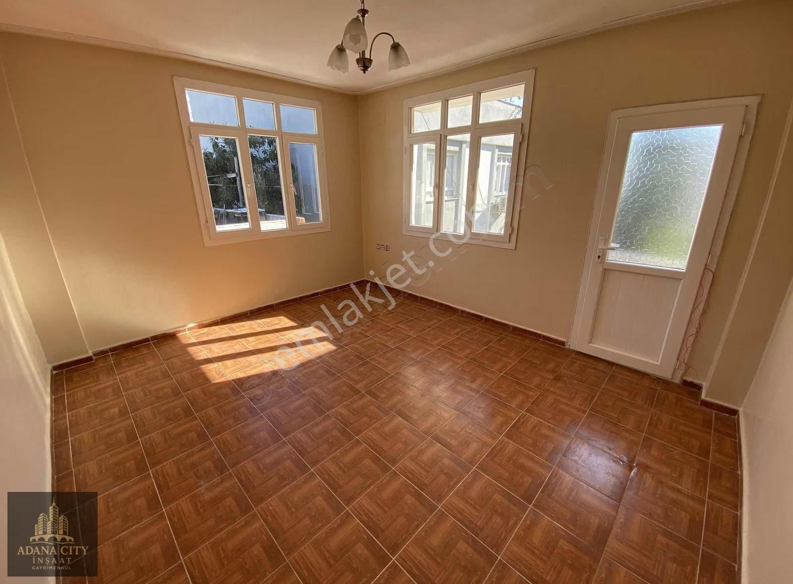 Gürselpaşada Türkmenbaşı Yürüme Mesafesinde Geniş Oturumlu Daire - Görsel 9