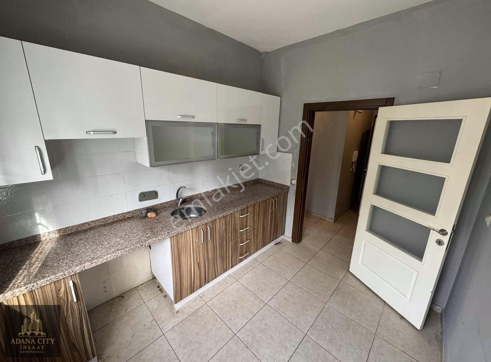 Aydınlarda Site İçi 1+1 Kapalı Mutfak Balkonlu Geniş Daire - Görsel 6