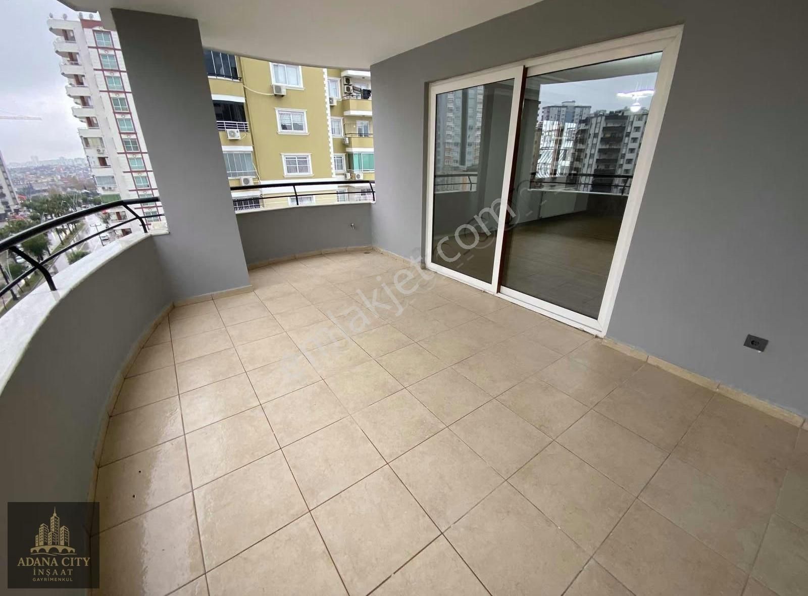 Süleyman Demirelde Geniş Oturum İsteyene İçi Yapılı Daire - Görsel 12