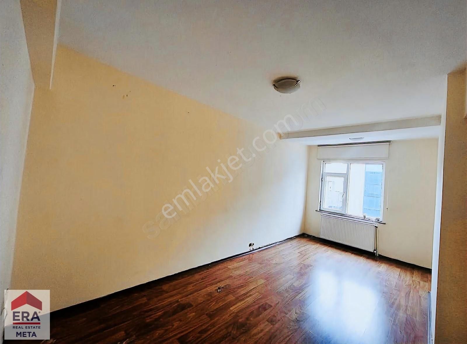 Küçükbakkalköy Prestij Cad. Başında İçi Bakımlı Ferah Ofis - Görsel 4