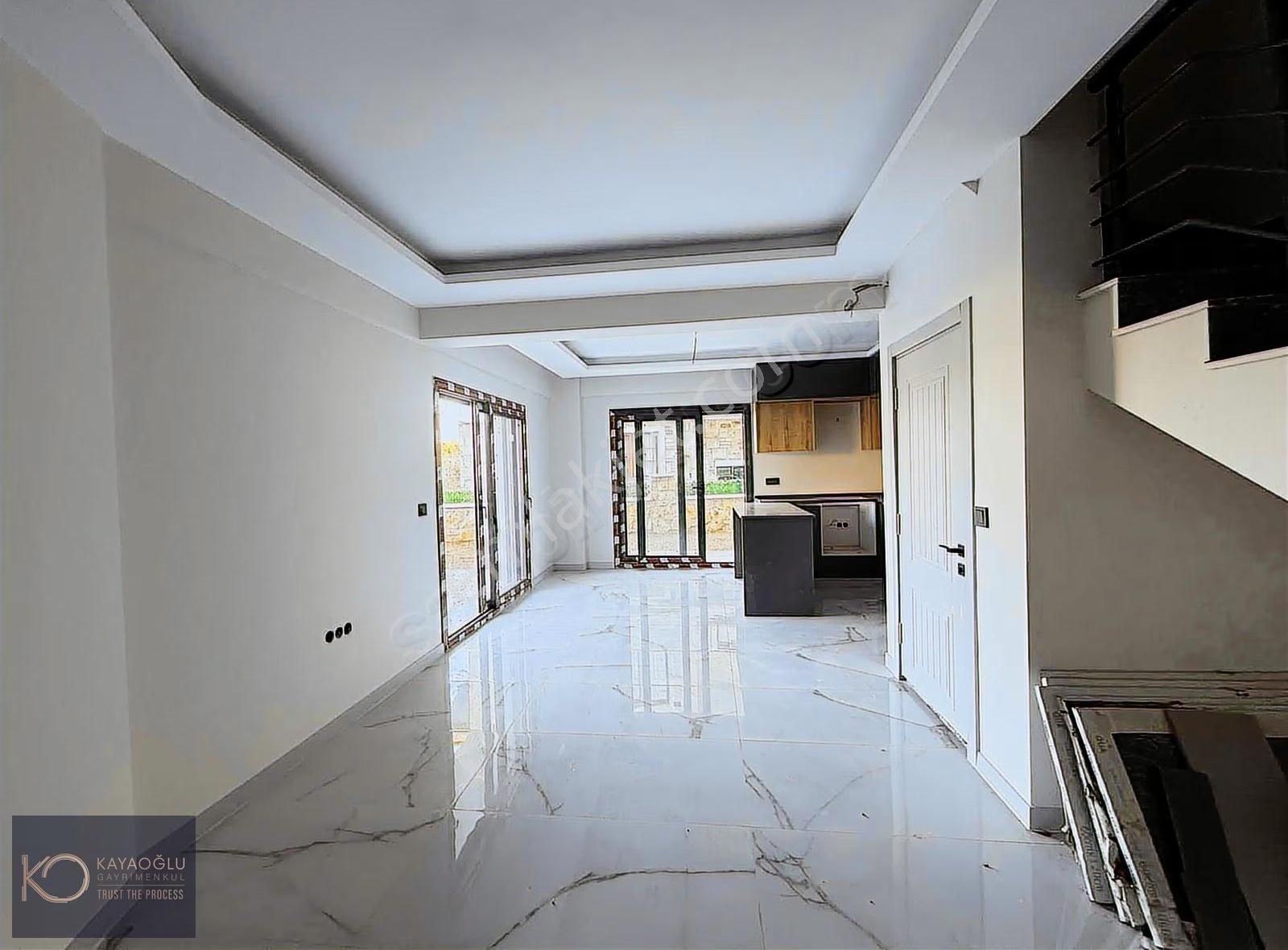 Kayaoğlu'ndan Bağarası'nda Bahçeli 3+1 Satılık Müstakil Ev - Görsel 11