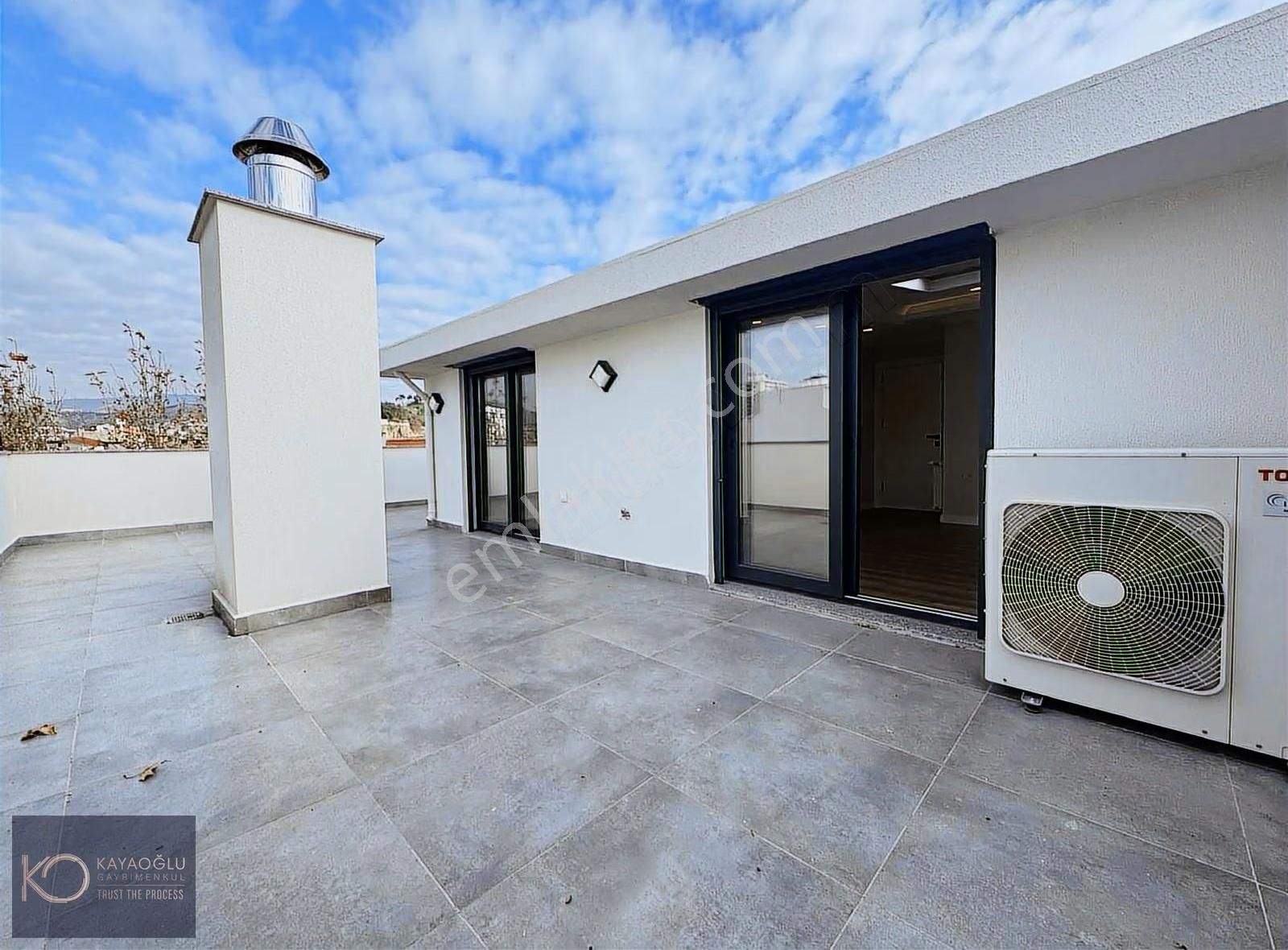 Karşıyaka Bahçelievler Önü Açık Geniş Teraslı 3+1 Lüks Daire - Görsel 8