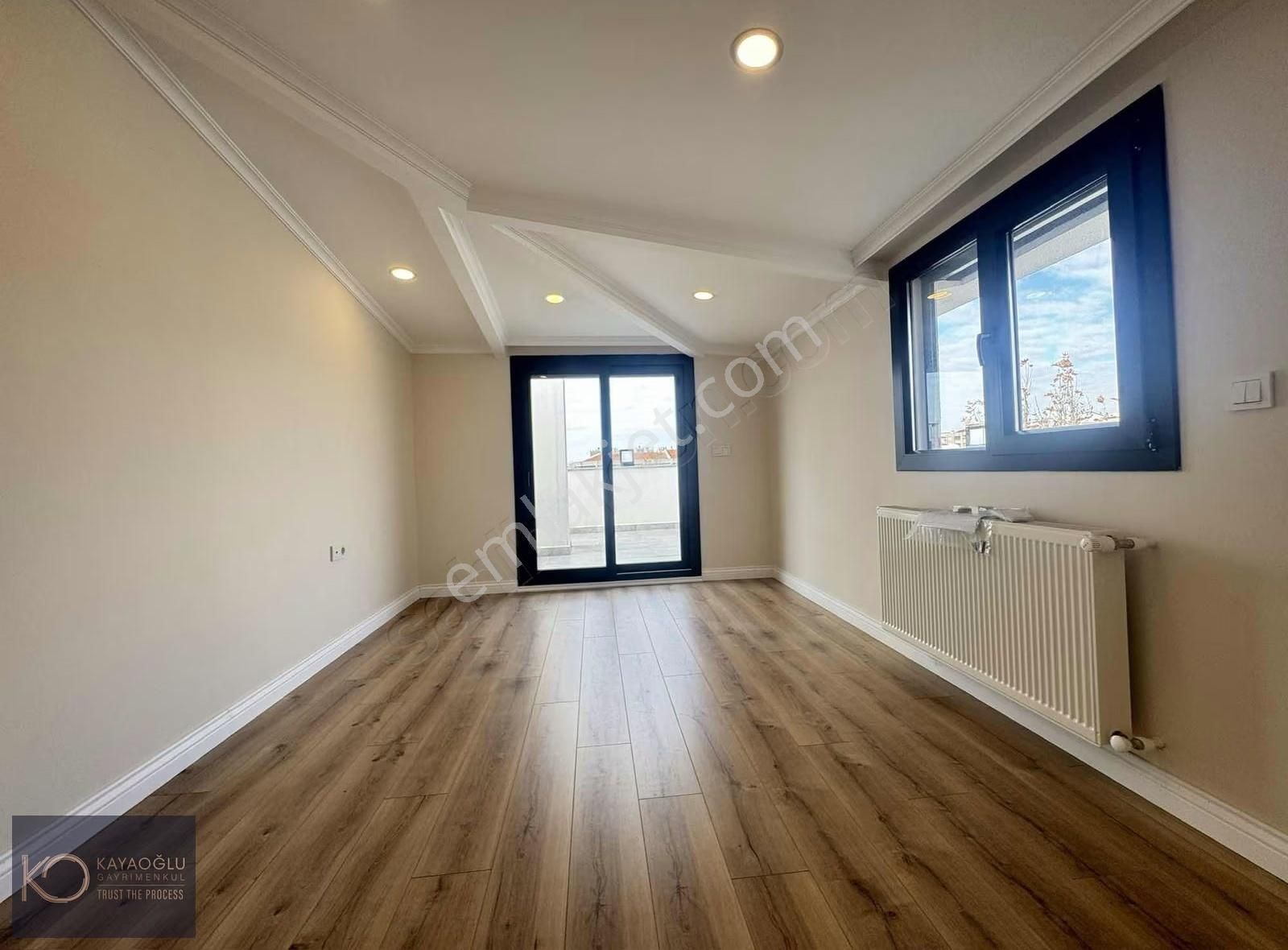 Karşıyaka Bahçelievler Önü Açık Geniş Teraslı 3+1 Lüks Daire - Görsel 19