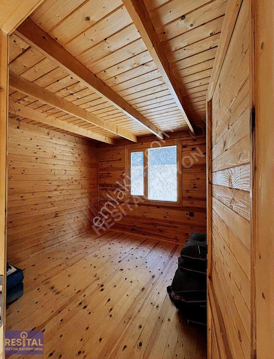 Nilüfer Demirci'de Doğa İçinde Muhteşem Ahşap Ev - Görsel 16