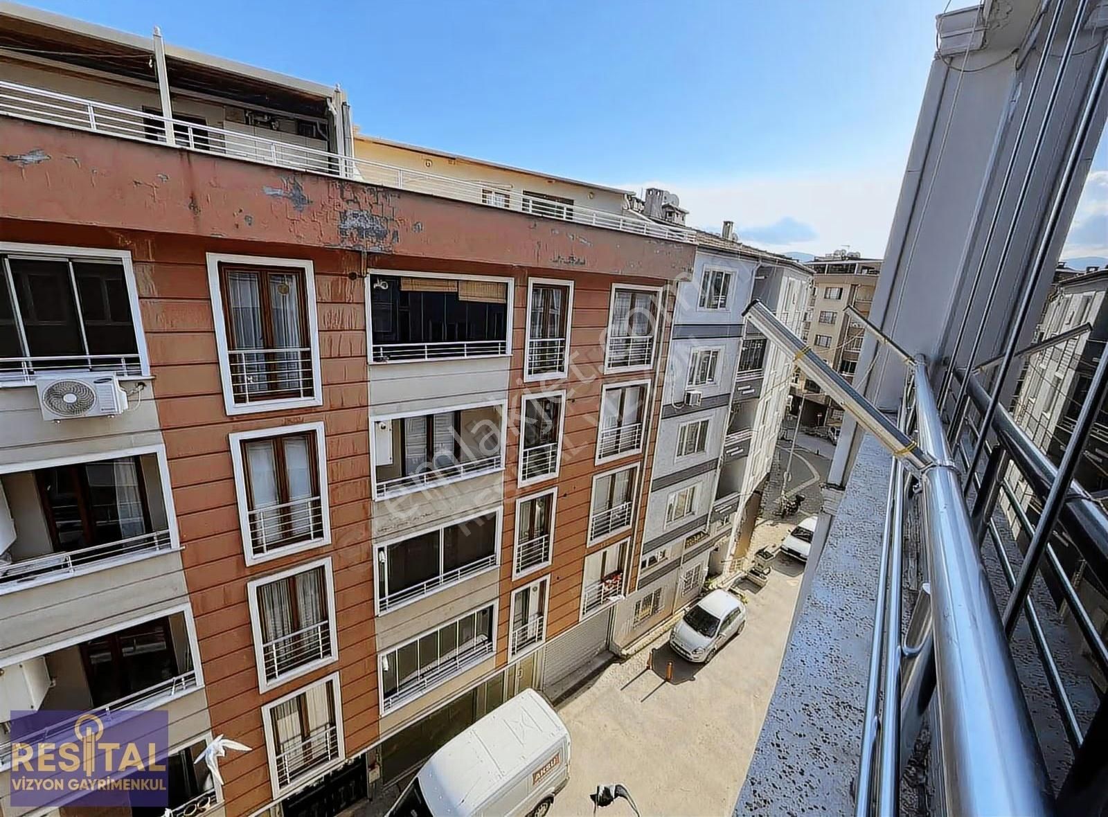 İhsaniye'de Merkezi Konumda Satılık 2+1 Daire - Görsel 3