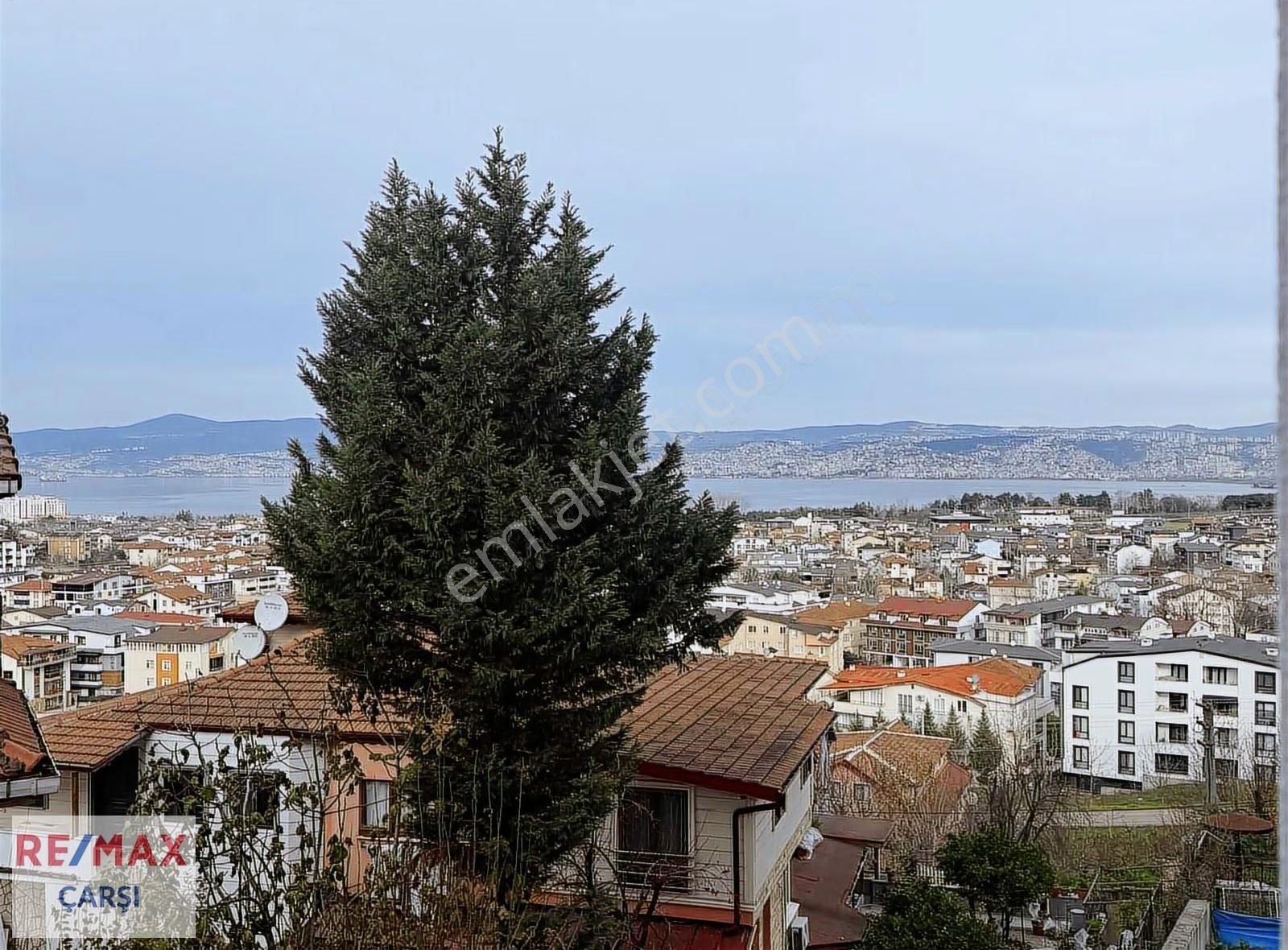 Başiskele Döngelde Satılık 4+1 Deniz Manzaralı Daire - Görsel 11