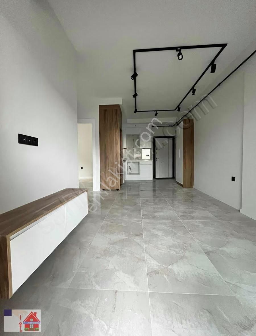 Hallaçlar Mah 1+1 50 M2 Arakat Apart