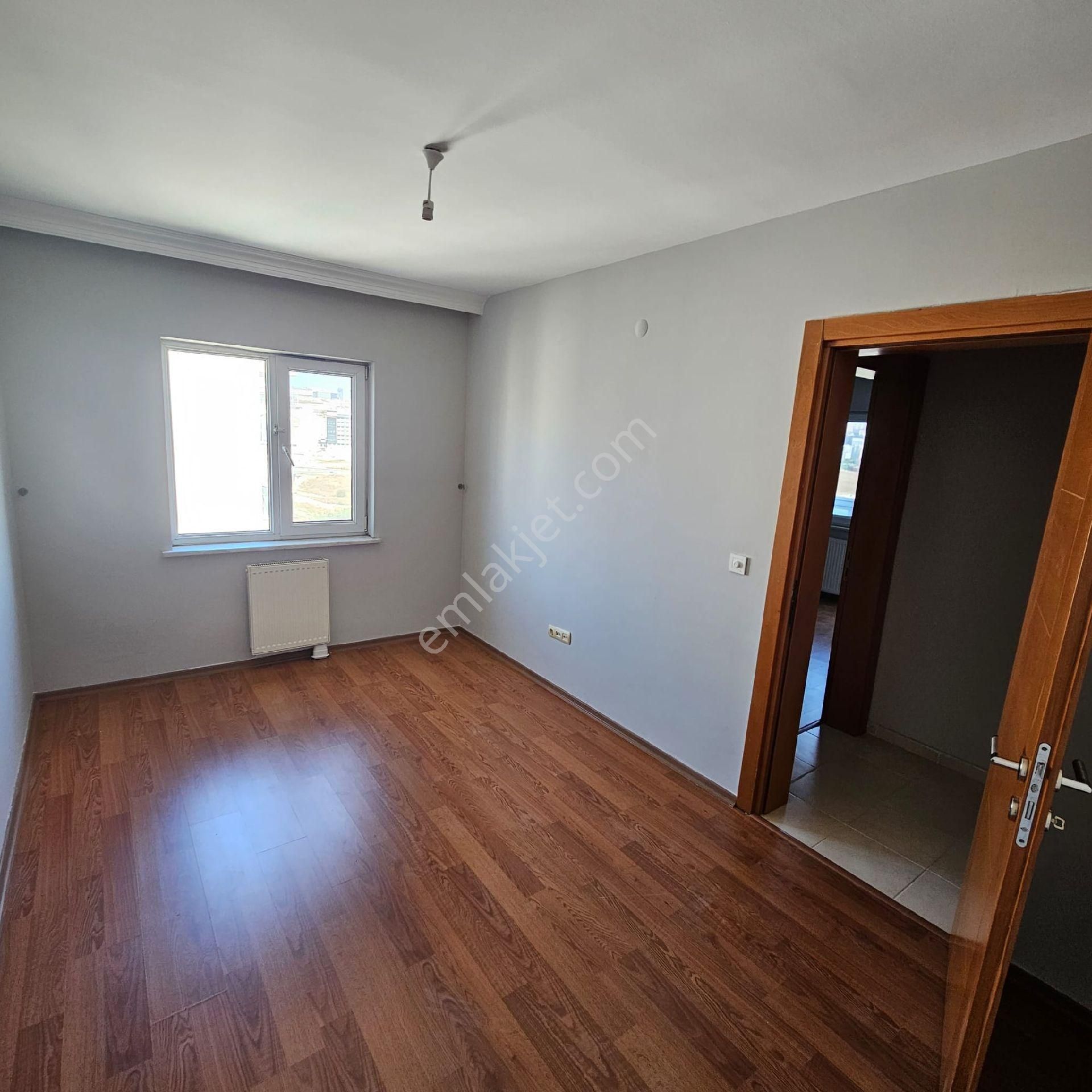 Sahibinden Hadımköy Kiptaş 2. Etap Balkonlu Daire(boş) - Görsel 15