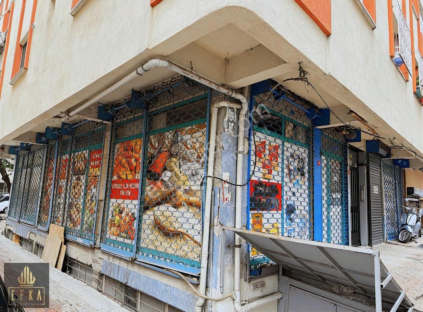 (acill) Yenibosna Cuma Pazarın'da Satılık Küşe Dükkan