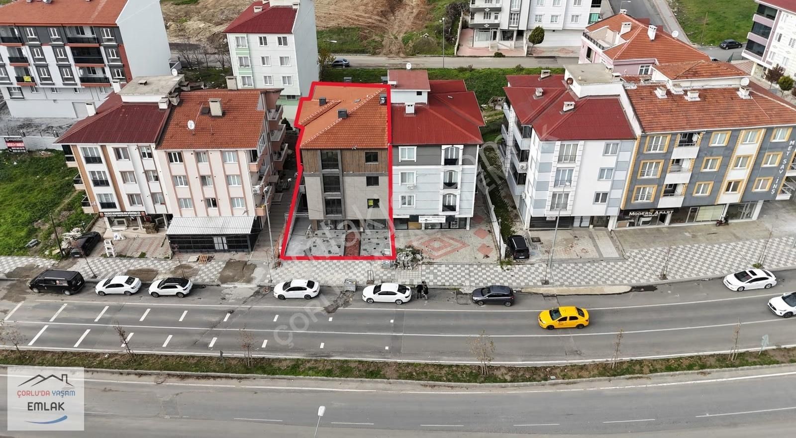 Rumeli Mahallesinde Cadde Üzerinde Satılık 2+1 Daire - Görsel 12