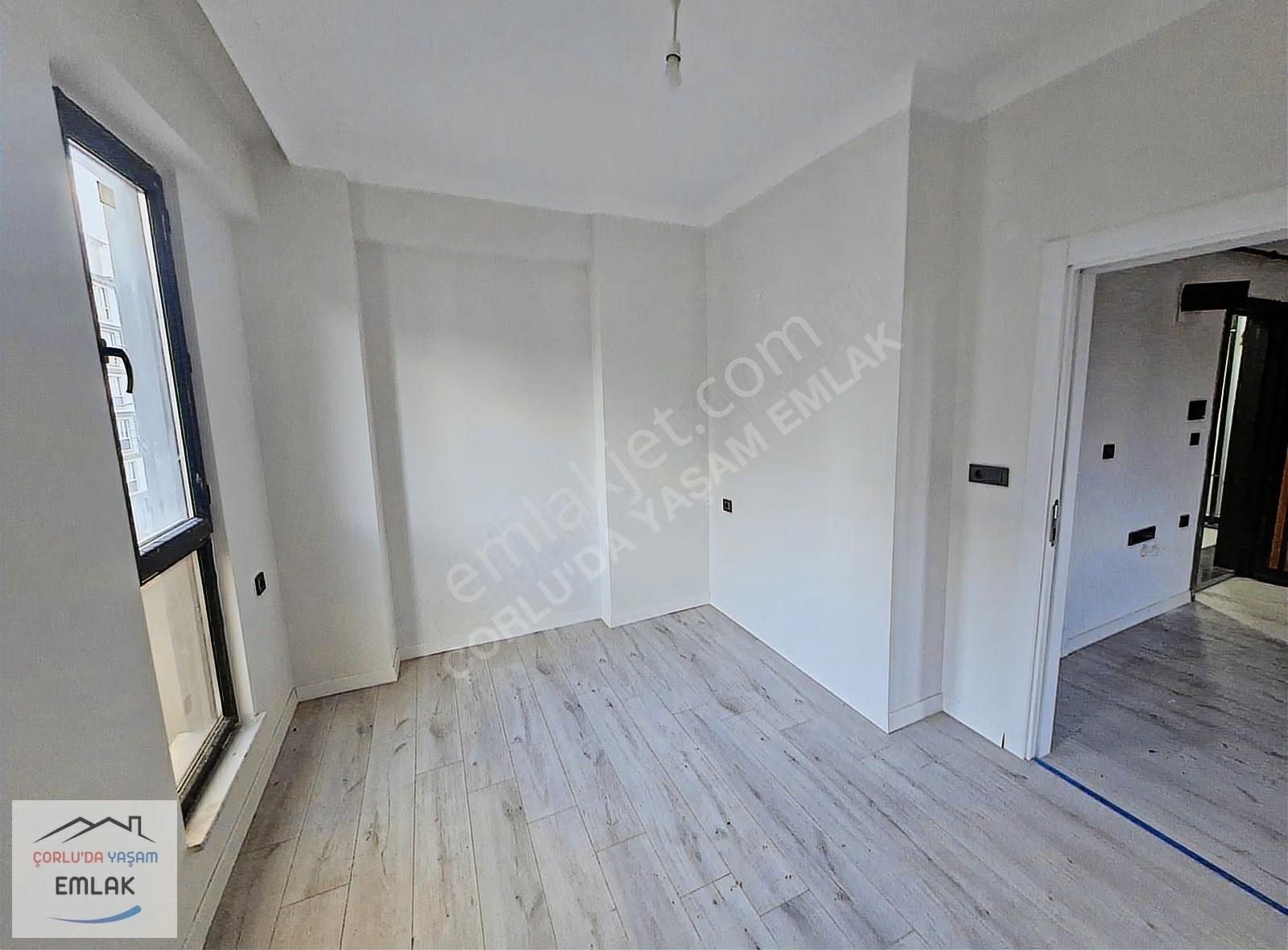 Hürriyet Mahallesi Beyaz Yıldız Rezidansta Kiralık 1+1 Daire - Görsel 14