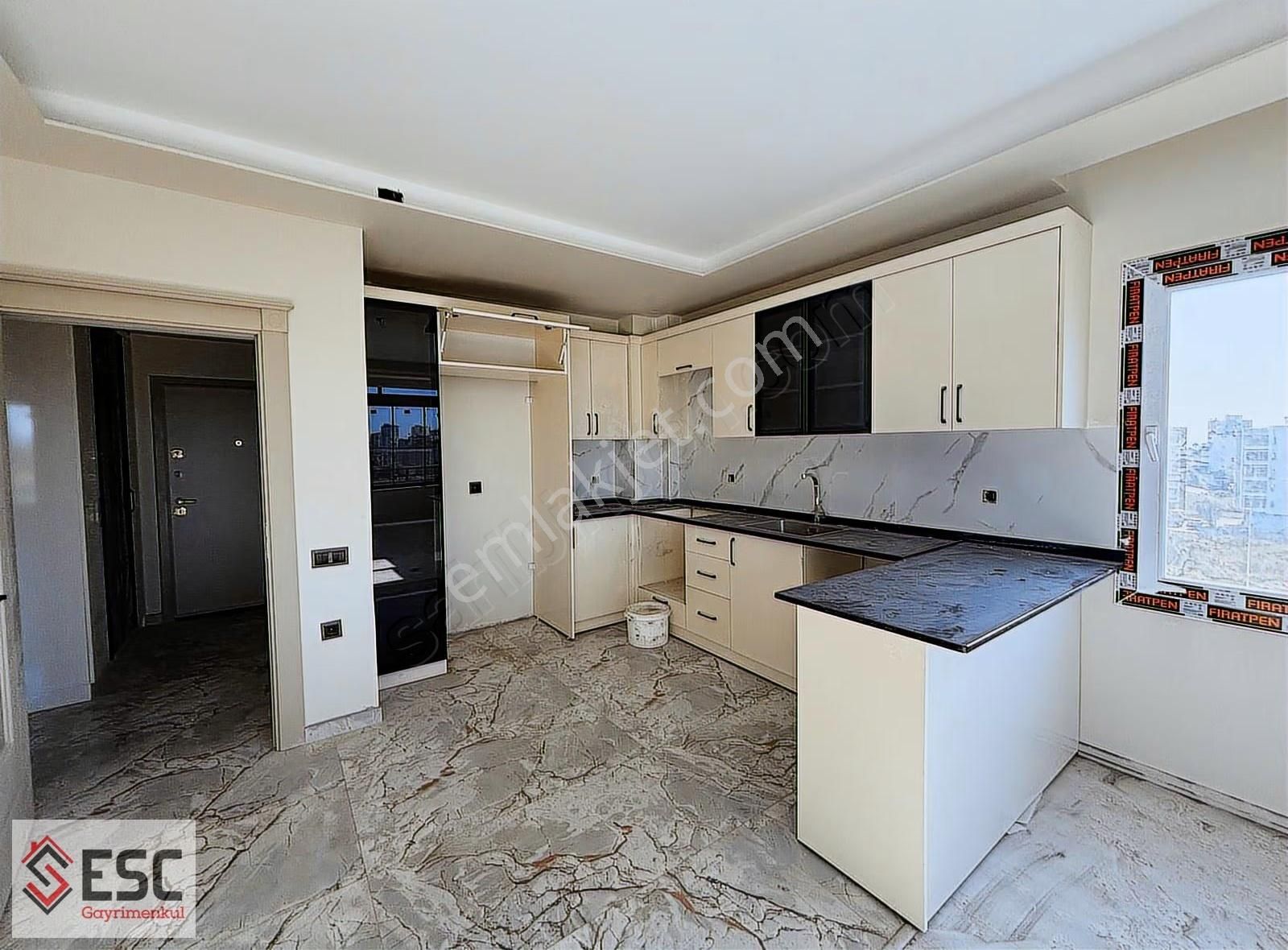 Esc'den 75. Yıl Mh'de Tek Blok Site İçi Fırsat Daire Esc2317