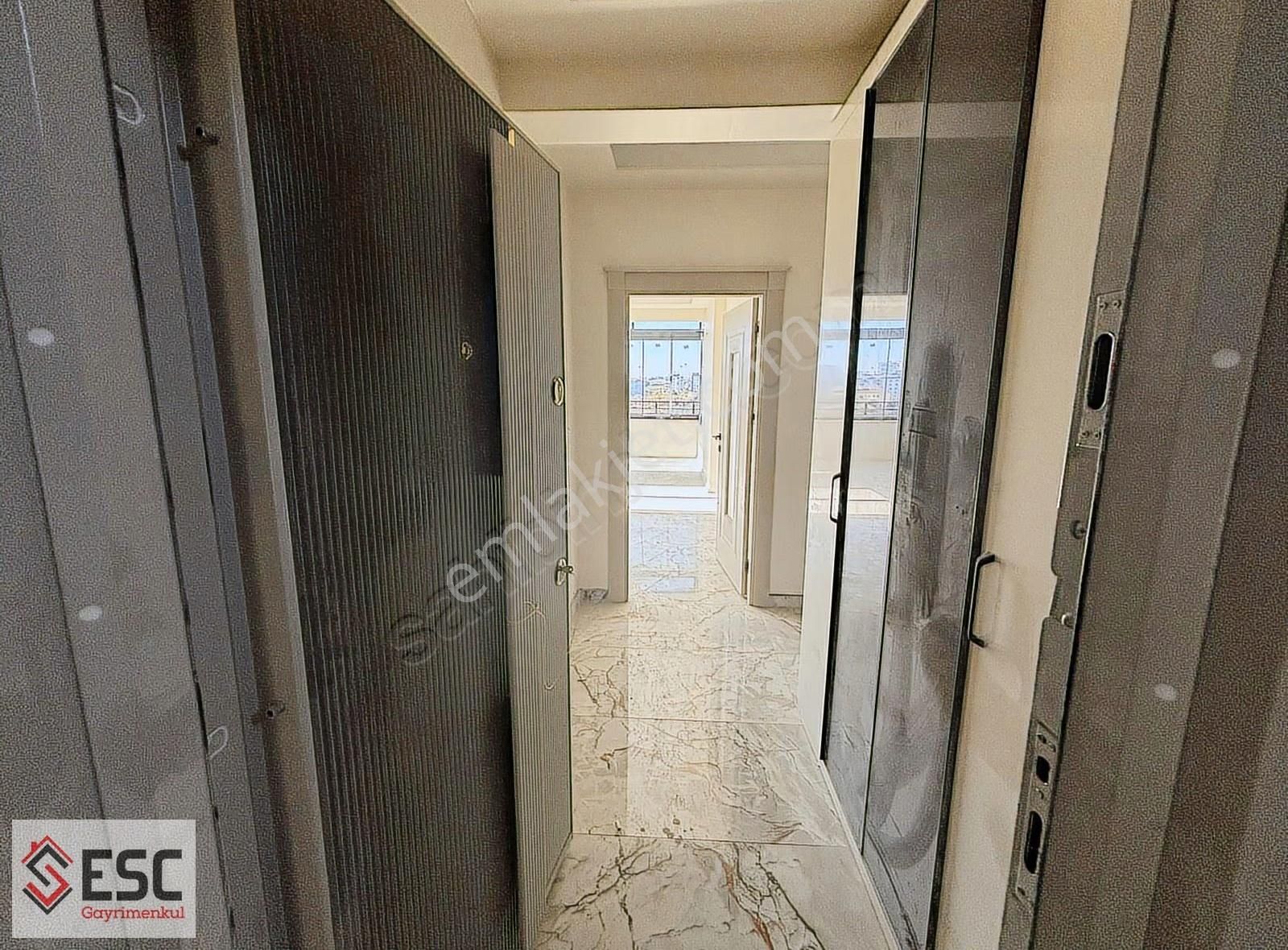 Esc'den 75. Yıl Mh'de Tek Blok Site İçi Fırsat Daire Esc2317 - Görsel 3